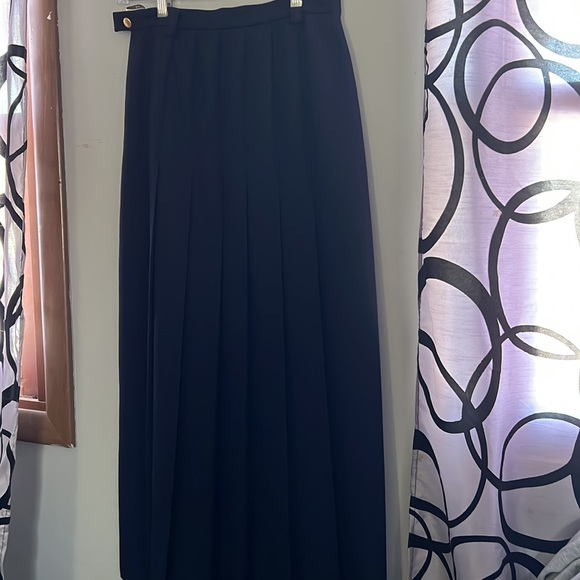 Mondi Wool Blend Full Length Pleated Skirt European size 36 - Picture 6 of 7